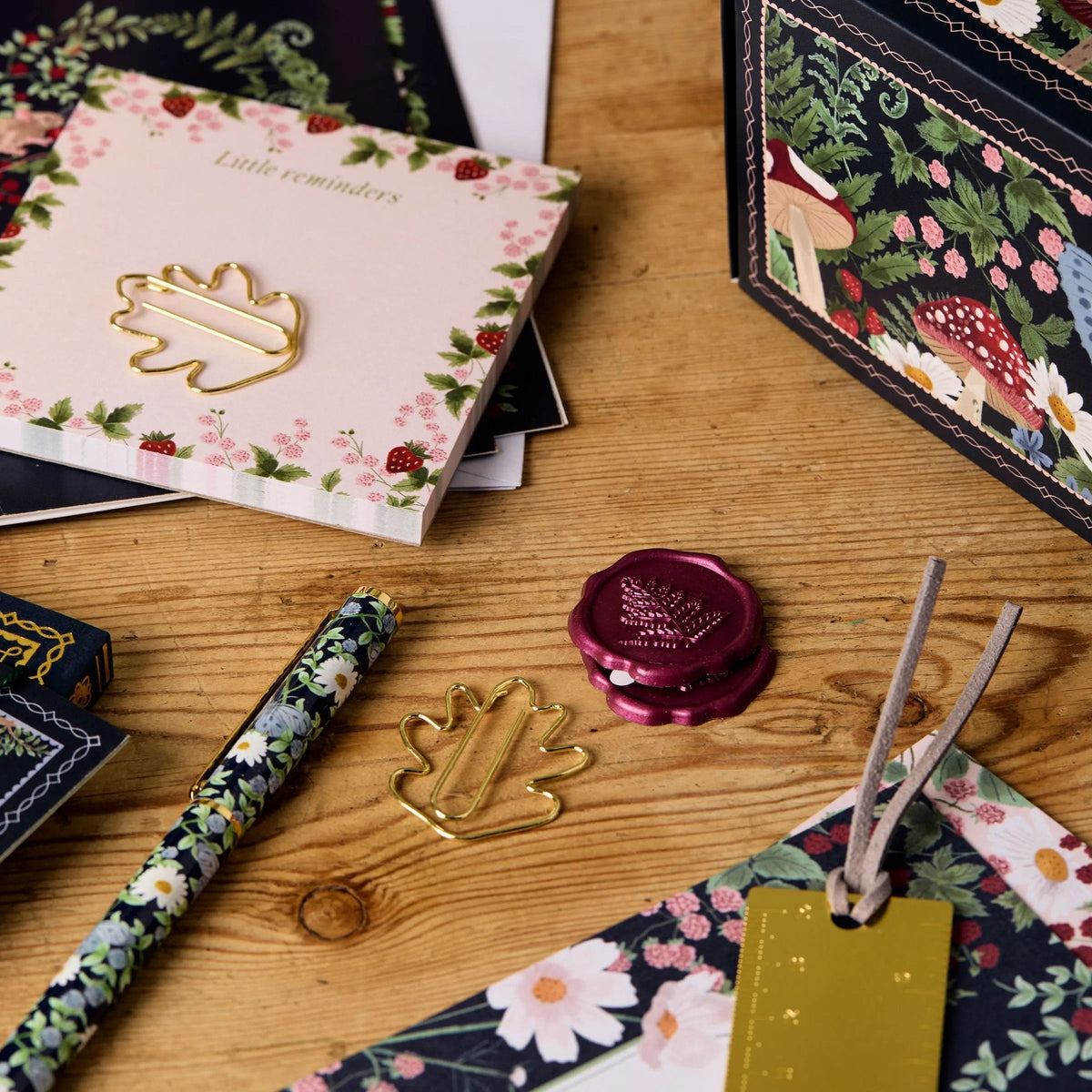 🎄24 Days Of Stationery Advent Calendar🎁 - Libiyi